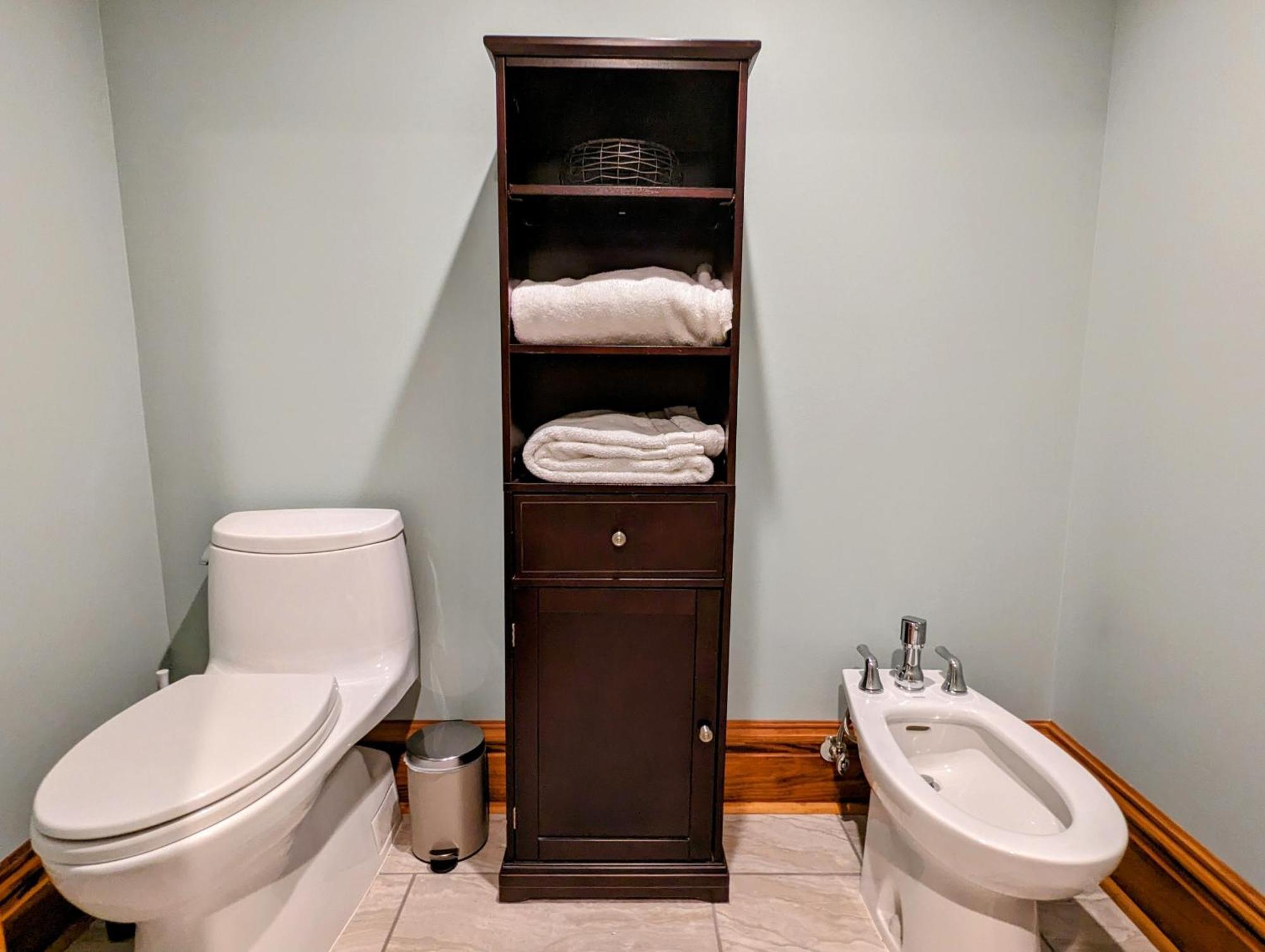 Gothic Heights Inn Clifton Heights 外观 照片