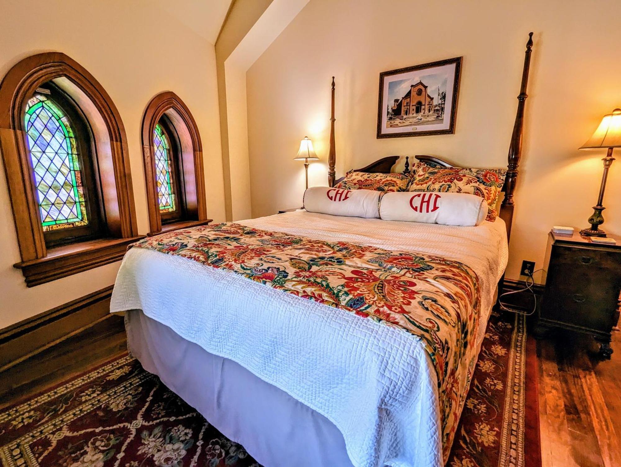 Gothic Heights Inn Clifton Heights 外观 照片